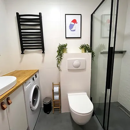 Apartamento Fantastays - Sixteen Wrocław